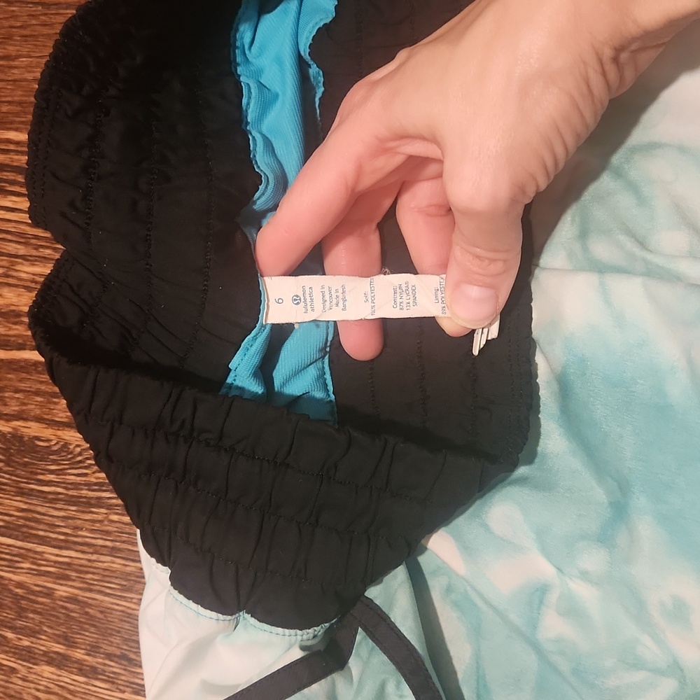Lululemon Tracker Short II *2-way Stretch Skze 6 - Picture 4 of 6